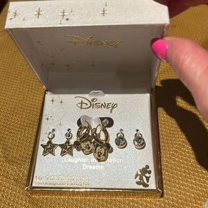 Disney earring set